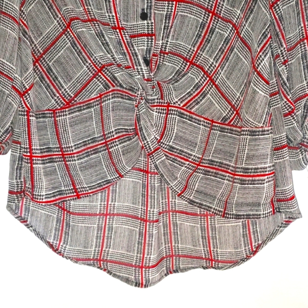 Women's Dressy Blouse - Picture 8 of 8